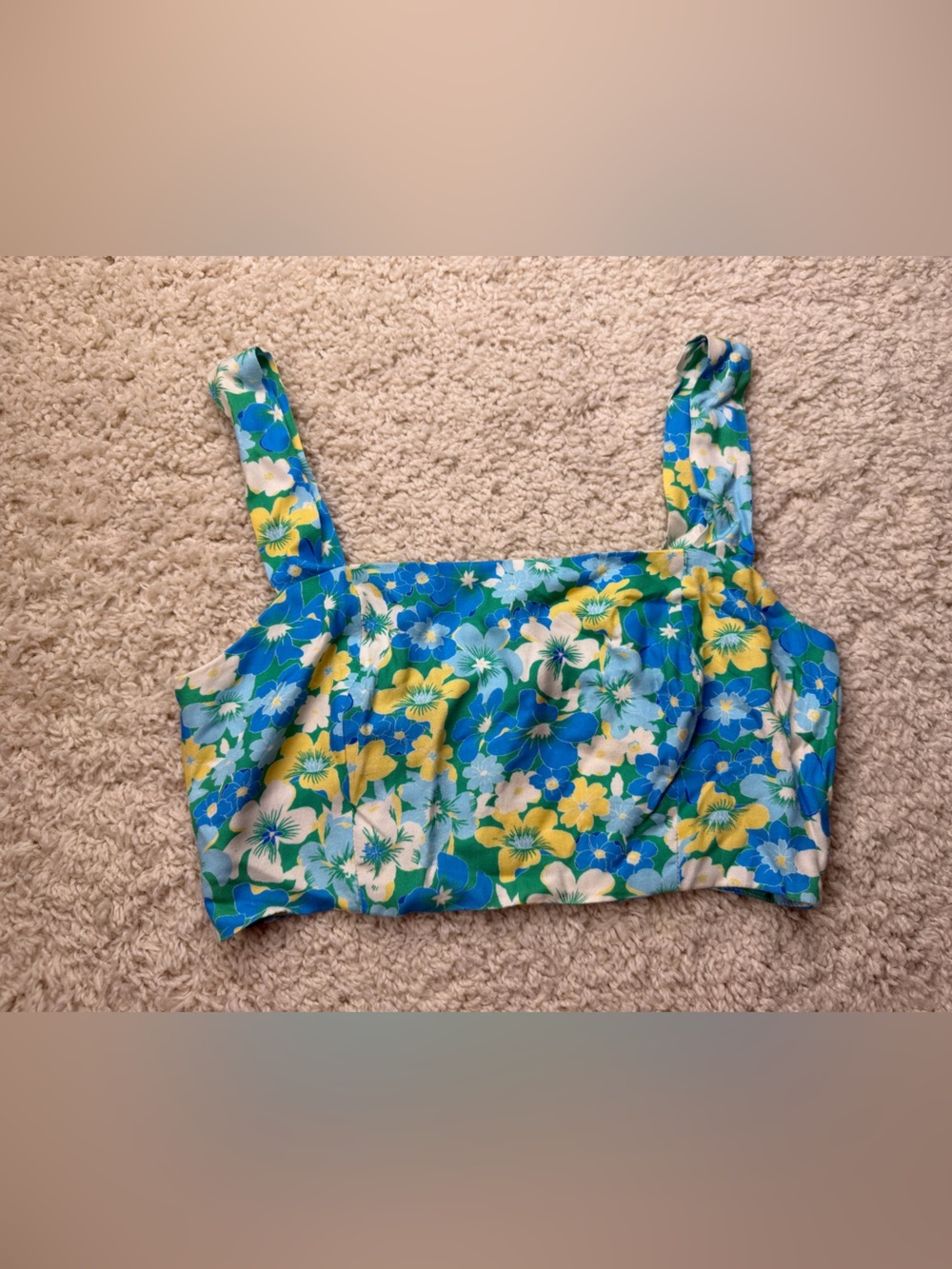 Medium Floral Vestique Crop Tank Top